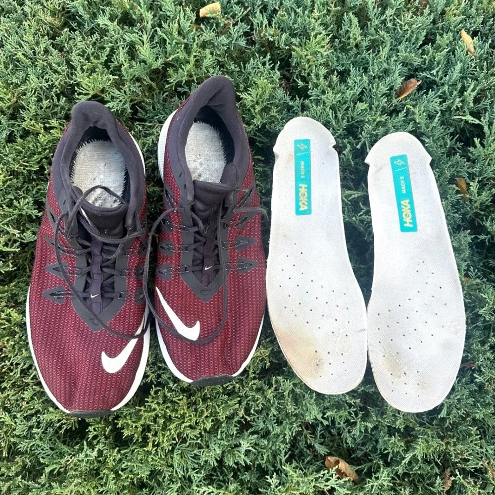 Nike Quest Men's‎ Marathon Running shoes Size 10.5 Burgundy Red